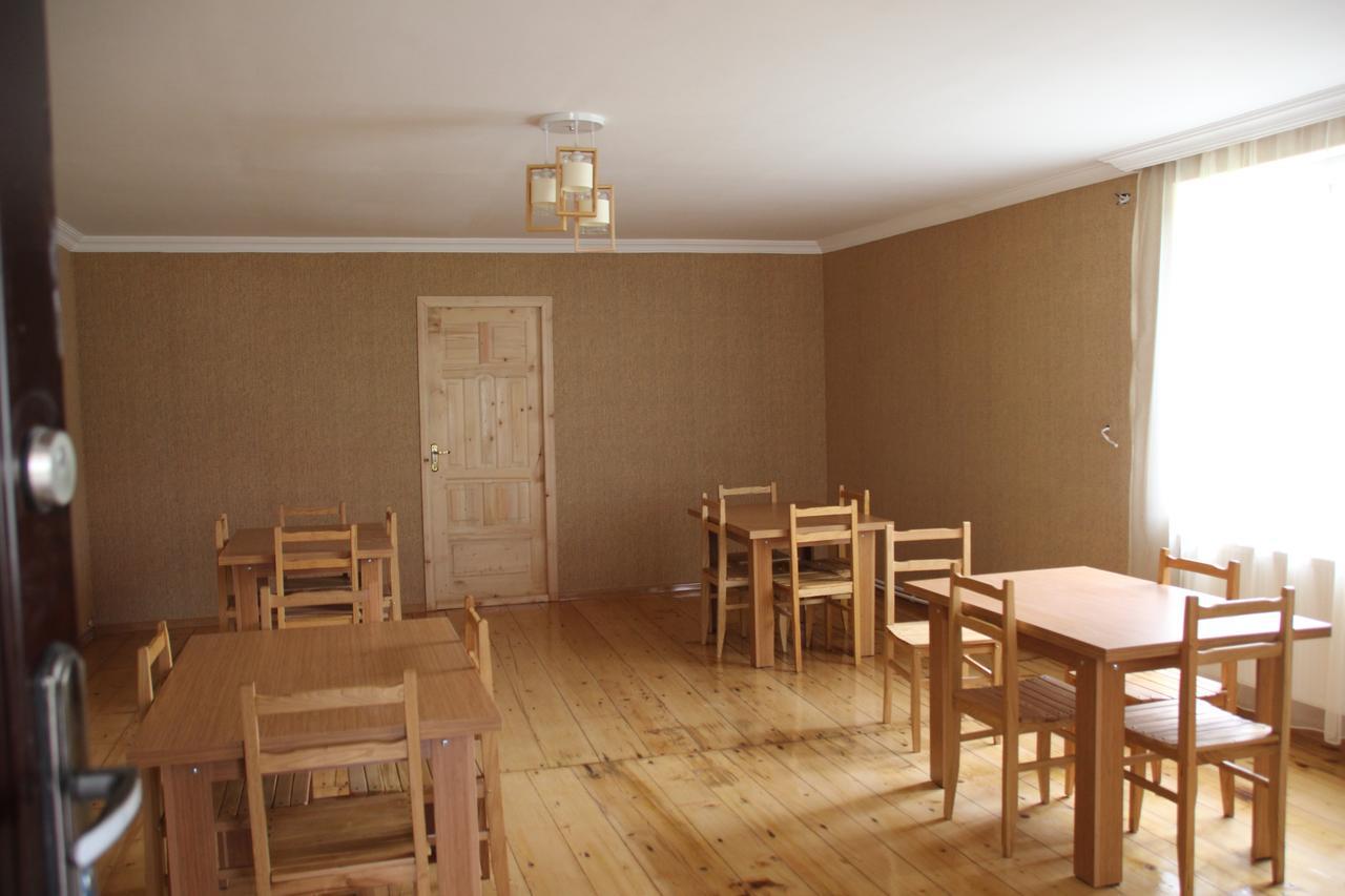 Guesthouse Qarim Местія Екстер'єр фото