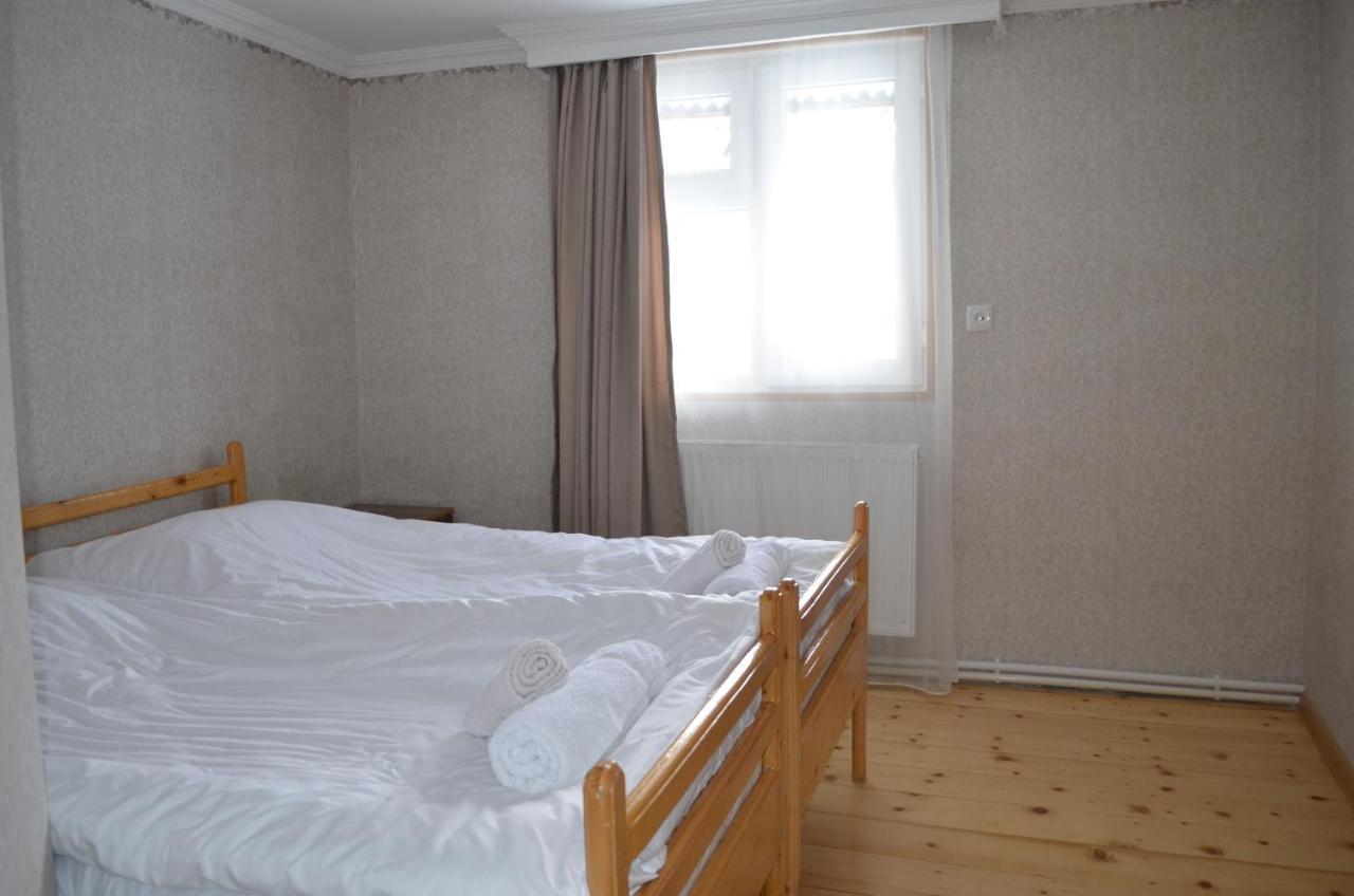Guesthouse Qarim Местія Екстер'єр фото