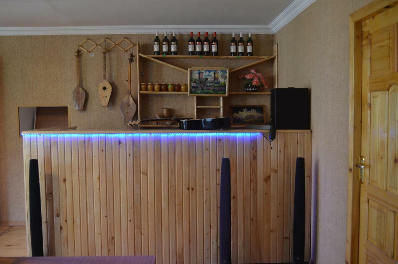 Guesthouse Qarim Местія Екстер'єр фото